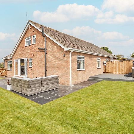 Host & Stay - Badgers Cottage Brotton Екстериор снимка
